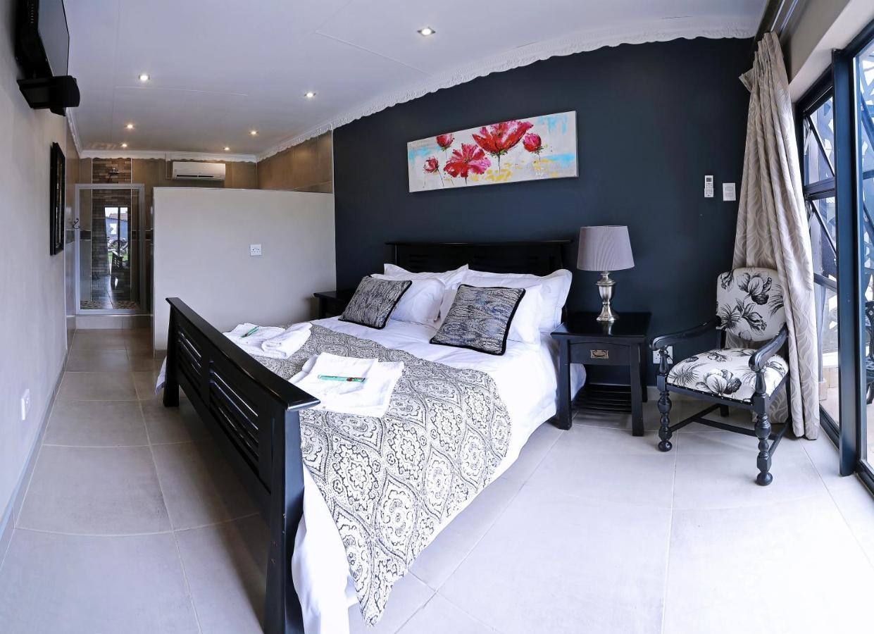 Le Grant Guesthhouse Kroonstad Exterior foto