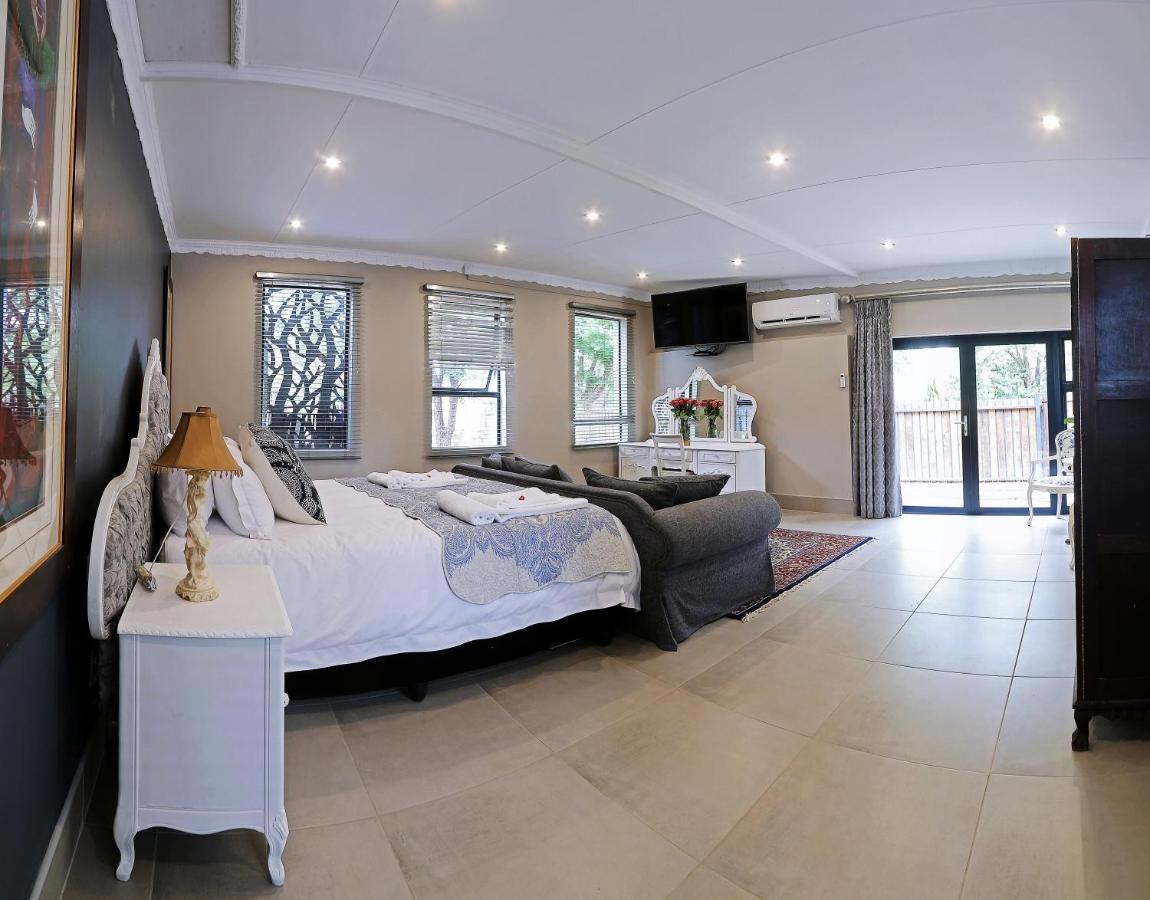 Le Grant Guesthhouse Kroonstad Exterior foto
