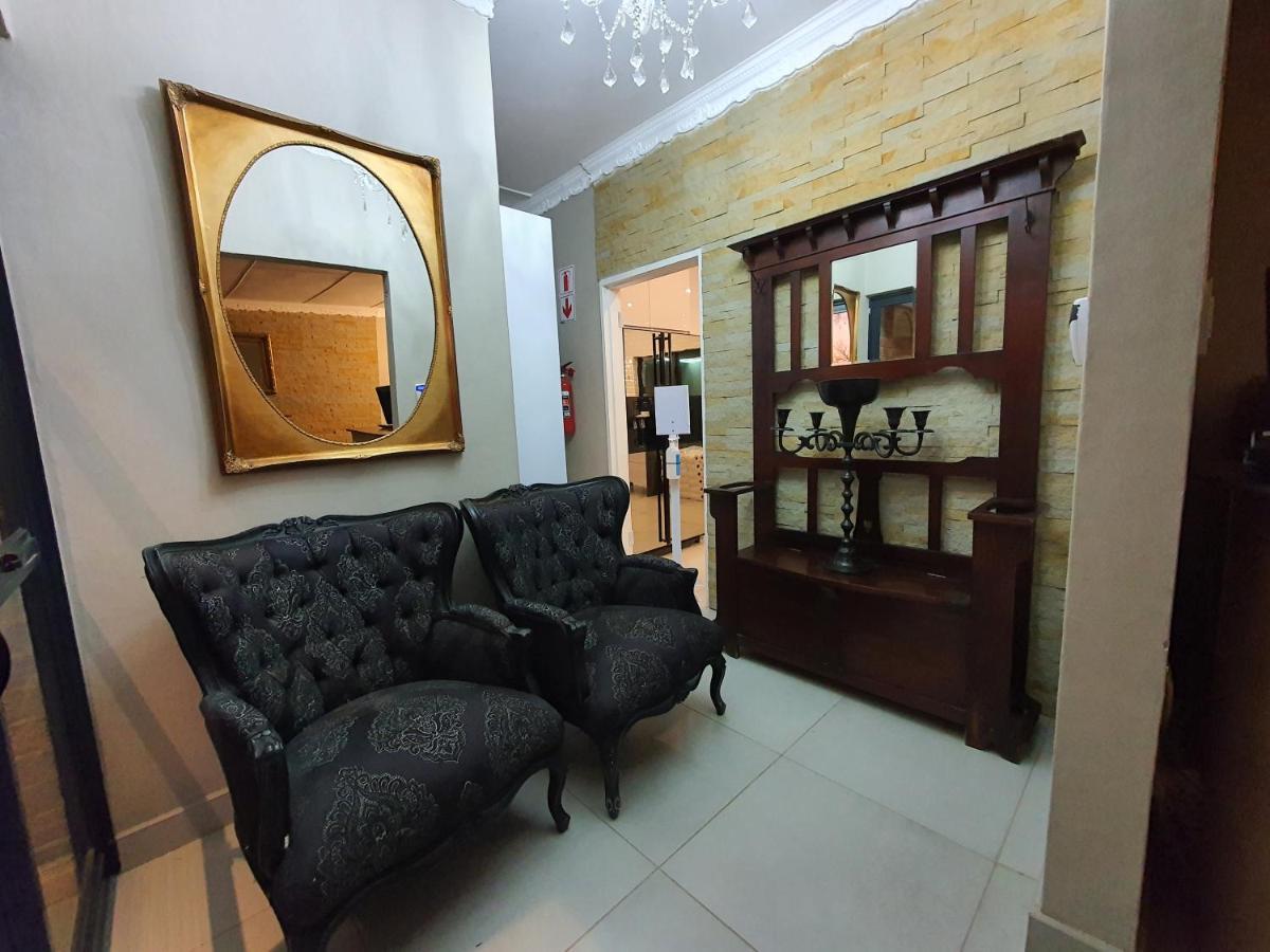 Le Grant Guesthhouse Kroonstad Exterior foto