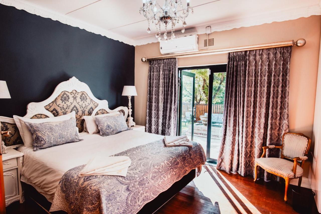 Le Grant Guesthhouse Kroonstad Exterior foto